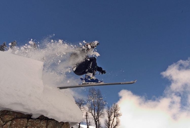 Himalayan Odyski – Yes! You can ski in India